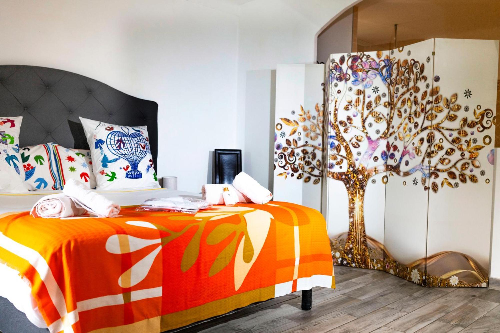 La Romana Luxe Et Serenite Au Coeur De Saint-Tropez Suites Spacieuses Avec Jardin Enchanteur Eksteriør bilde